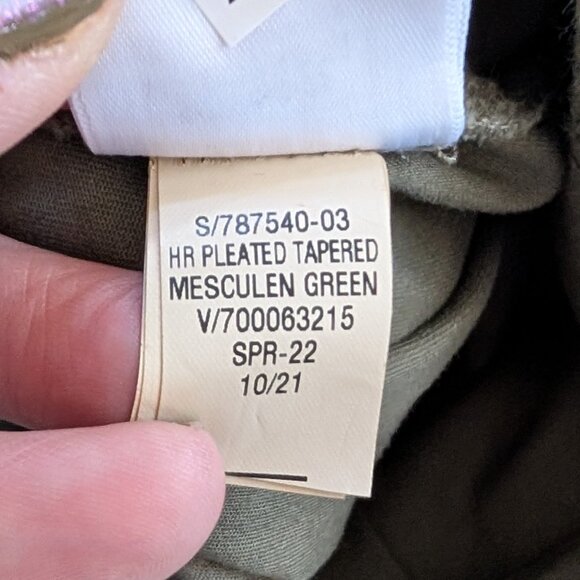 GAP Women's High Rise Pleated Tapered Pants Mesculen Green NWT Size 16 - Picture 5 of 5